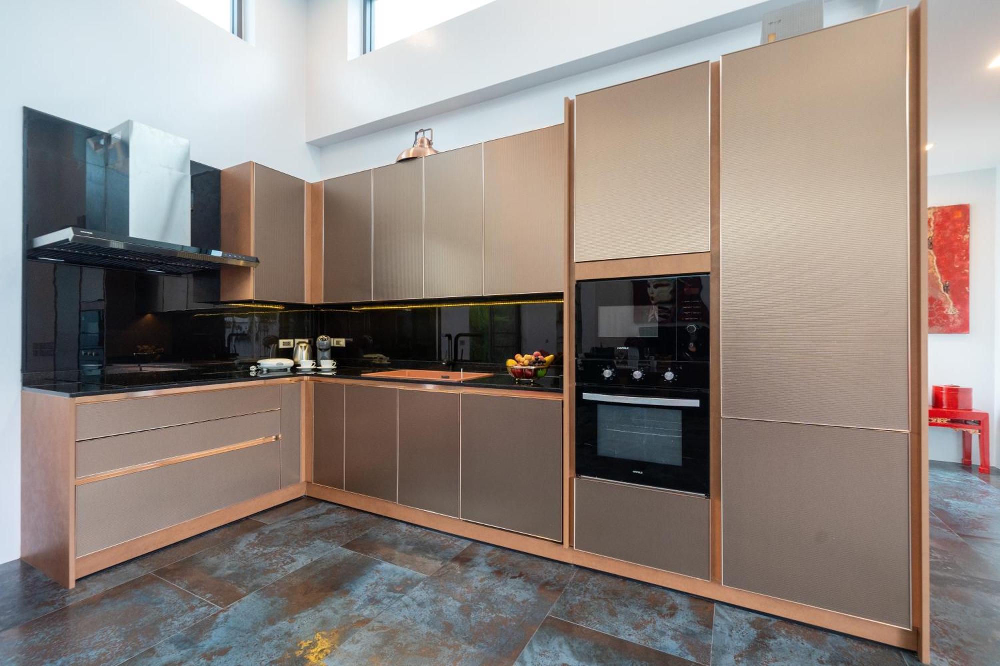Vila Unique Style & Comfort, 2br Pool Dannylys, Near Nai Harn *