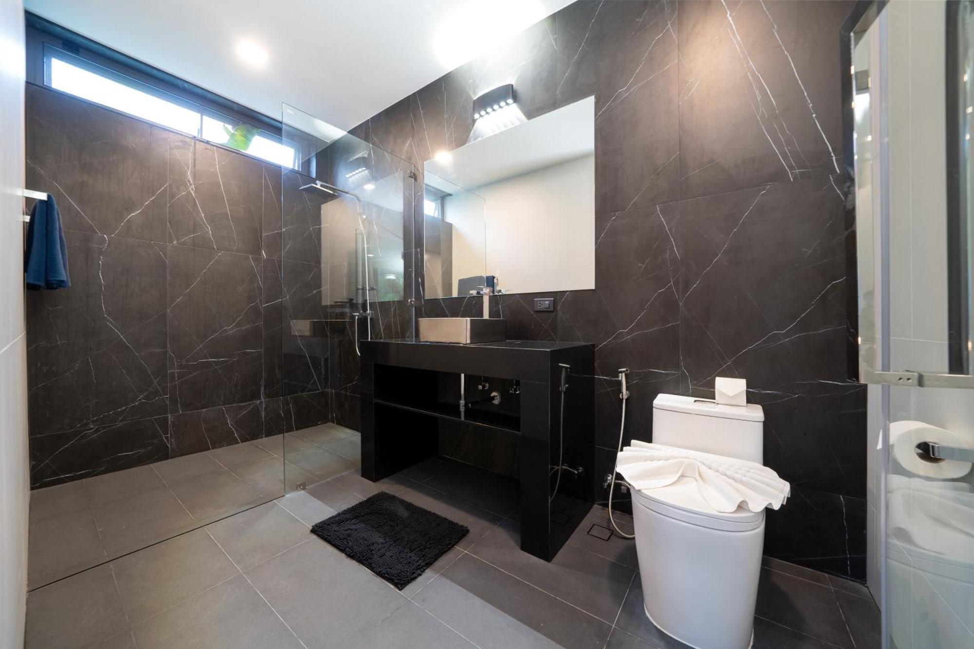 Unique Style & Comfort, 2br Pool Dannylys, Near Nai Harn Vila Ban Saiyuan